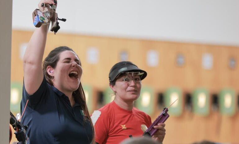 Alejandra Zavala, doble campeona panamericana en Santiago 2023