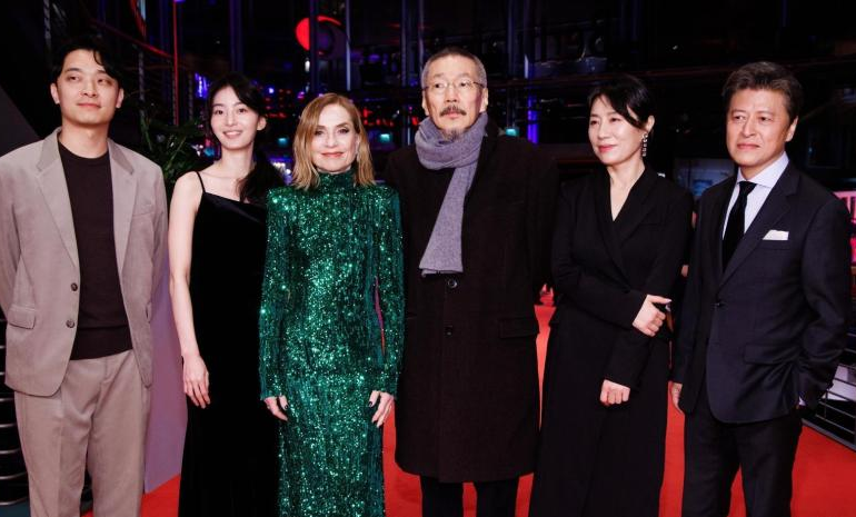 Isabelle Huppert consolida su alianza con Hong Sang-soo: “Su forma de hacer cine es única”