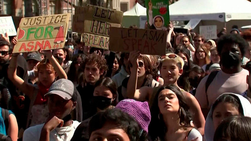 Estudiantes toman edificios en Universidad de Columbia, en protestas pro palestina