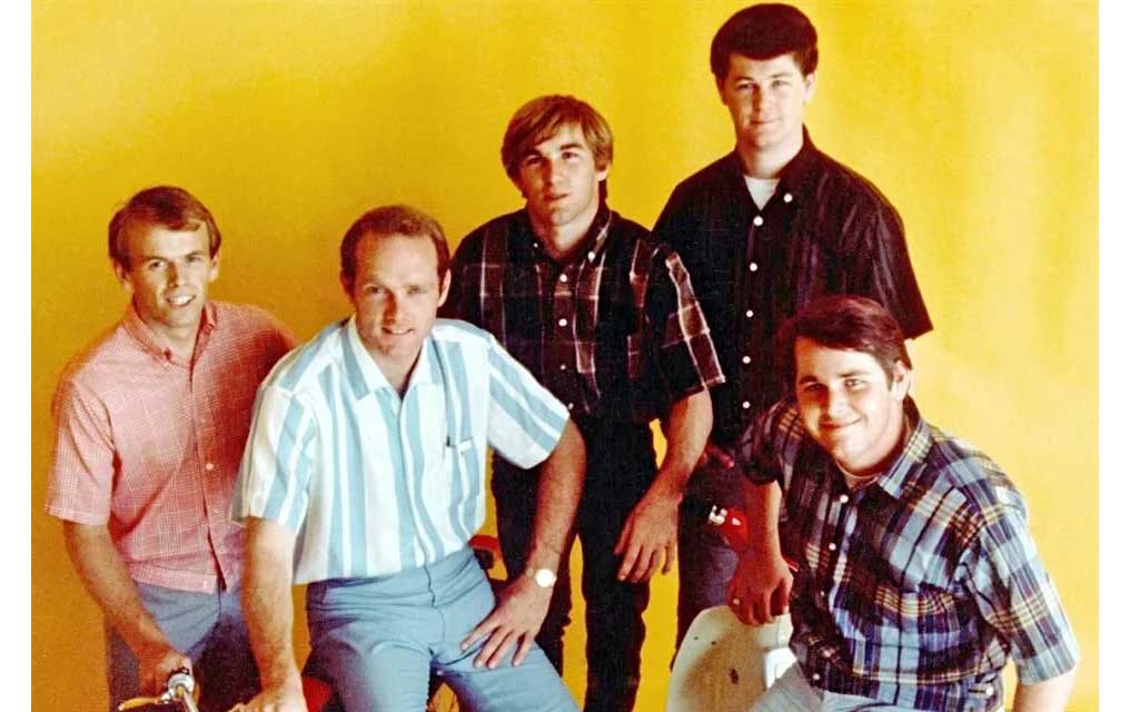 Cuentan la historia de The Beach Boys con imágenes inéditas